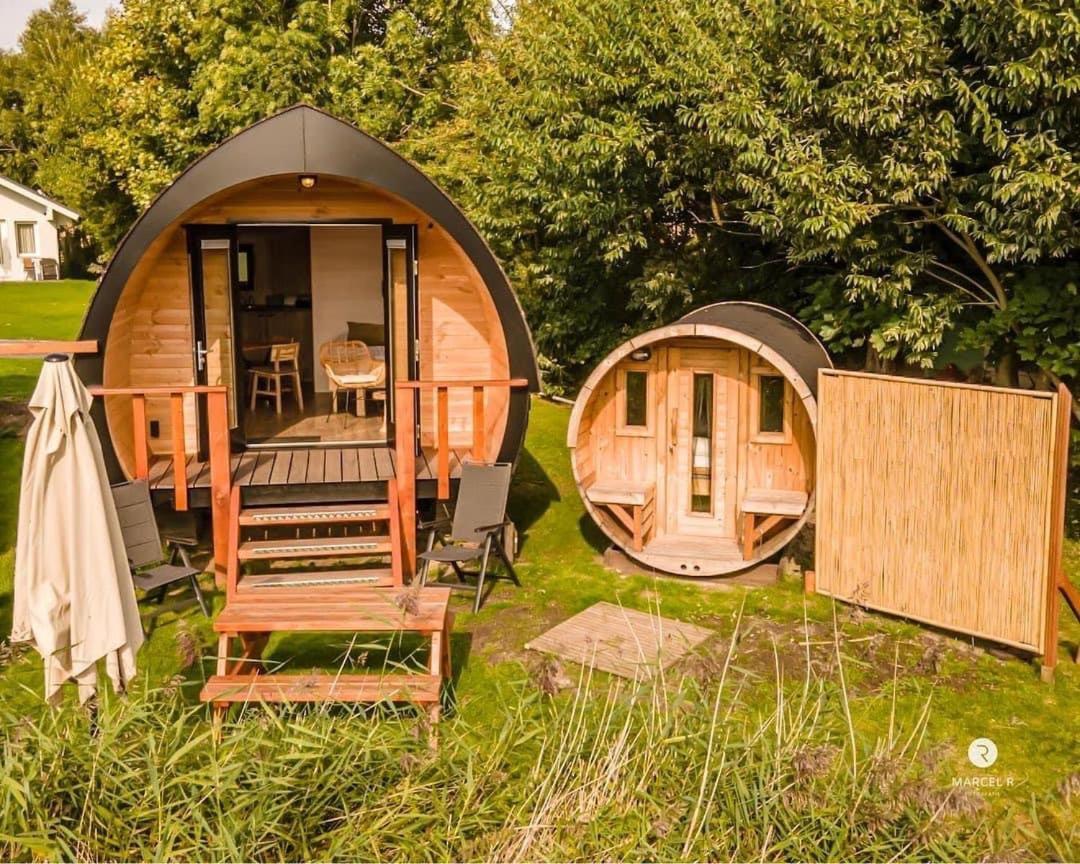 Pod Hotelkamer Aan Het Water Dokkum Eksteriør billede